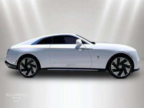 Arctic White 2025 Rolls-Royce Spectre