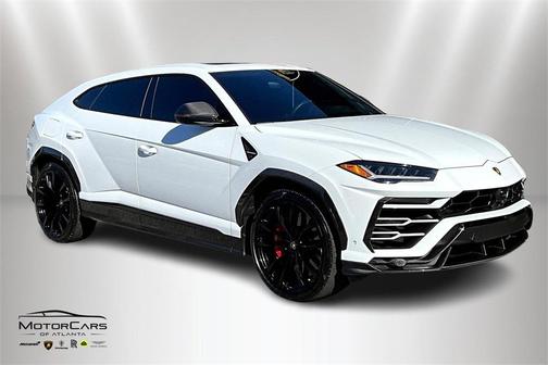 2020 Lamborghini Urus 