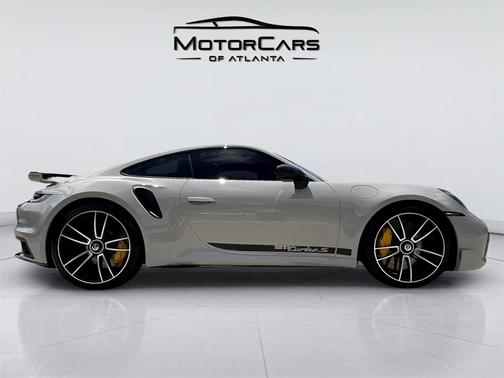 2022 Porsche 911 Turbo S