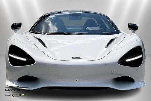 2025 McLaren 750S Coupe