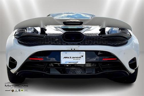2025 McLaren 750S Coupe