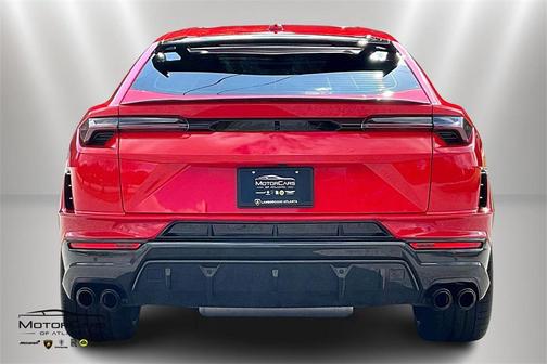 2023 Lamborghini Urus Performante