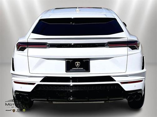 2023 Lamborghini Urus S