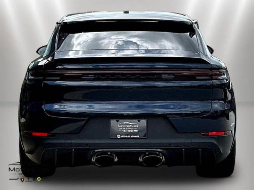Algarve Blue Metallic 2025 Porsche Cayenne Turbo GT
