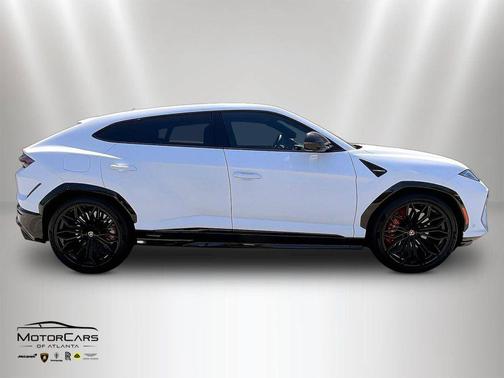 Bianco Monocerus Metallic 2025 Lamborghini Urus SE
