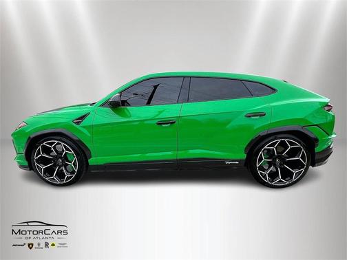 2024 Lamborghini Urus Performante