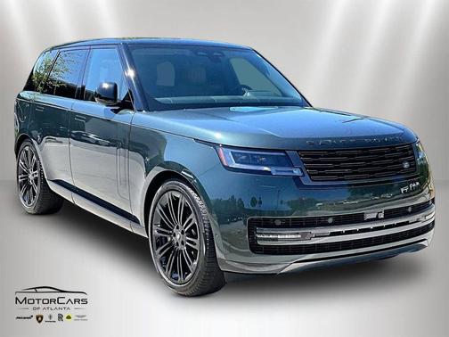 Belgravia Green Metallic 2024 Land Rover Range Rover P530 SE