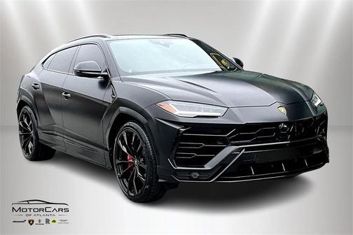 2022 Lamborghini Urus Graphite Capsule