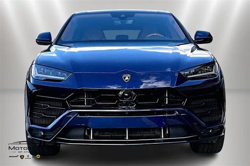 2020 Lamborghini Urus 
