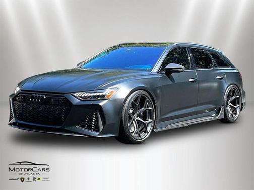 Mythos Black Metallic 2024 Audi RS 6 Avant 4.0T