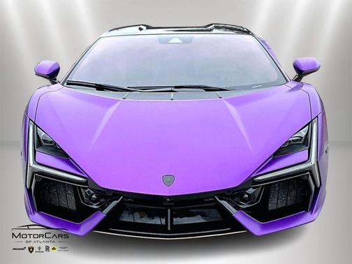 2024 Lamborghini Revuelto 