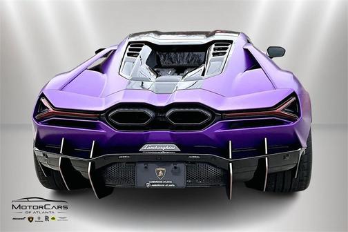 2024 Lamborghini Revuelto 