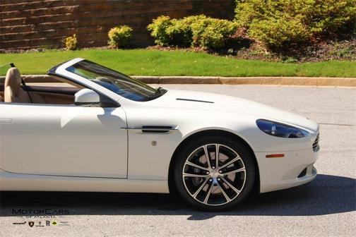 Photo 5 of 32 of 2012 Aston Martin DB9 Volante Sport Edition