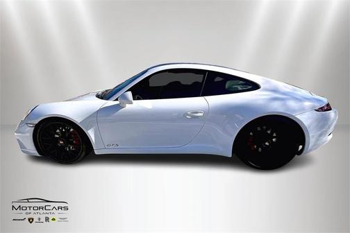 2015 Porsche 911 Carrera 4 GTS