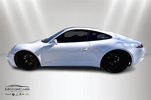 2015 Porsche 911 Carrera 4 GTS