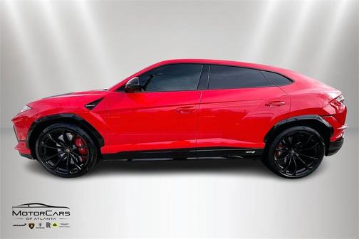 2023 Lamborghini Urus S
