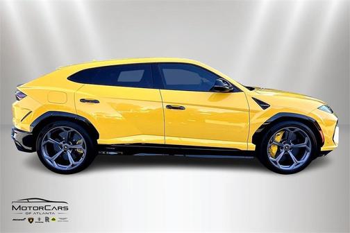 2025 Lamborghini Urus SE