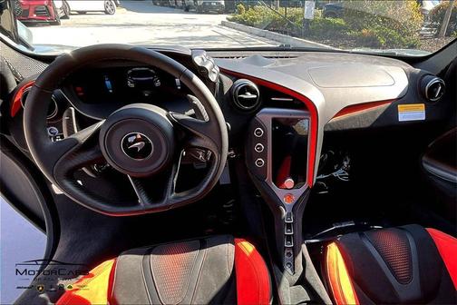 2026 McLaren 750S