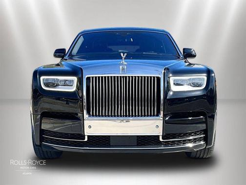 Black 2020 Rolls-Royce Phantom