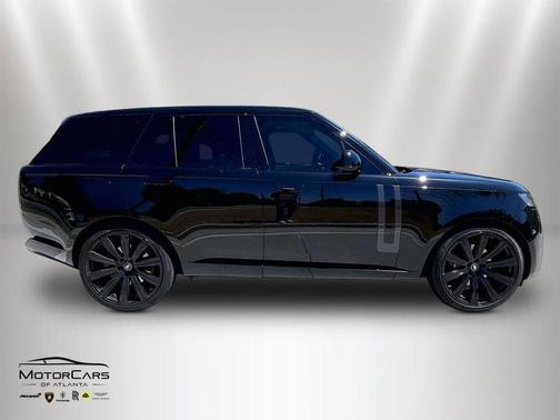2025 Land Rover Range Rover P530 SE