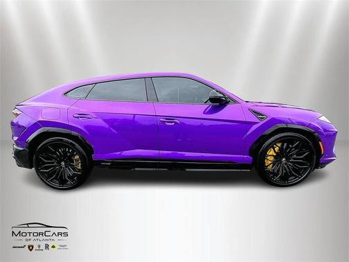 2025 Lamborghini Urus SE
