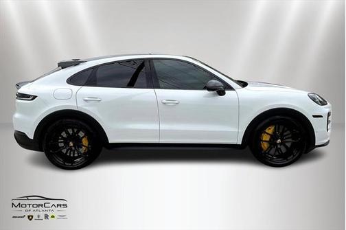2024 Porsche Cayenne Turbo GT