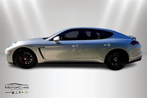 2016 Porsche Panamera GTS