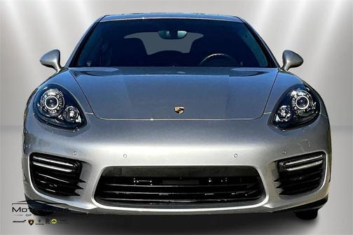 2016 Porsche Panamera GTS