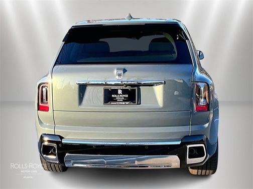 2026 Rolls-Royce Cullinan 