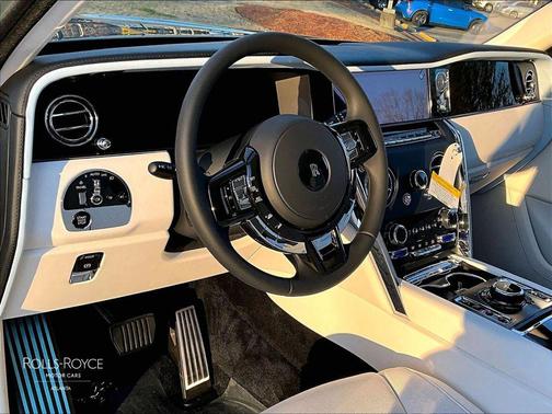 2026 Rolls-Royce Cullinan 