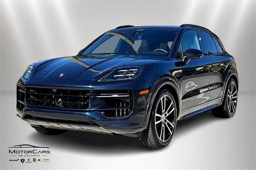 2025 Porsche Cayenne GTS