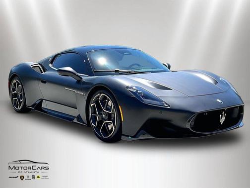 -Select- 2024 Maserati MC20