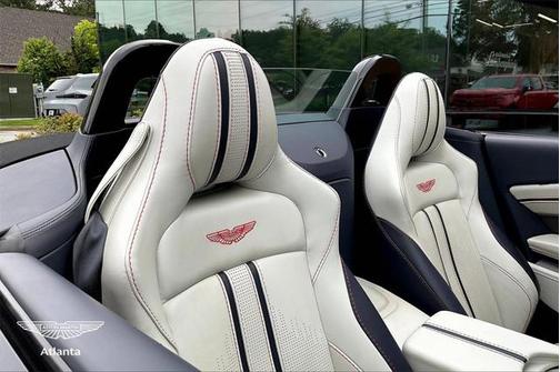 2023 Aston Martin Vantage Roadster