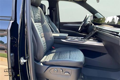 2025 Cadillac Escalade V-Series
