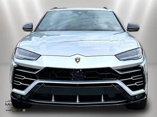 Grigio Nimbus Metallic 2020 Lamborghini Urus
