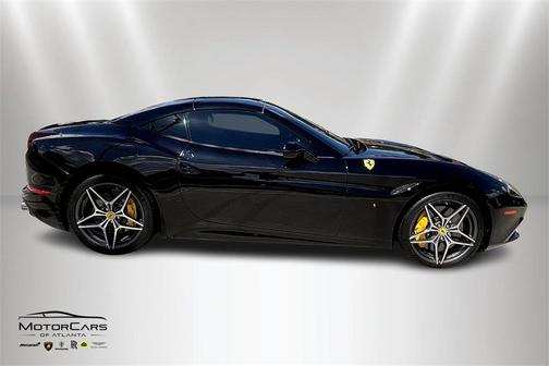 2016 Ferrari California T