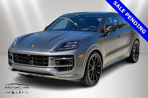 2025 Porsche Cayenne GTS