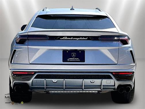 2020 Lamborghini Urus 