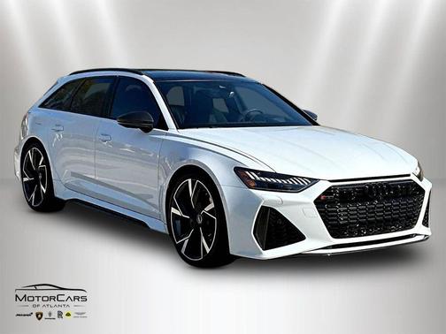 Glacier White Metallic 2022 Audi RS 6 Avant 4.0T