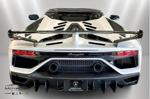 2020 Lamborghini Aventador SVJ