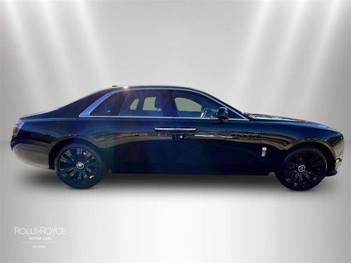 2022 Rolls-Royce Ghost 