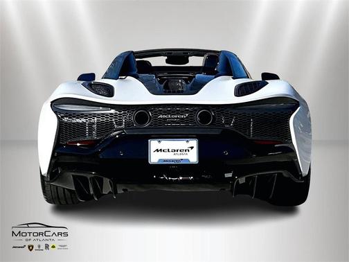 2025 McLaren Artura Performance