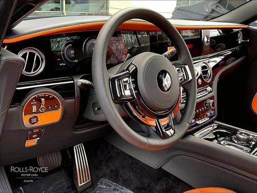 Black Diamond 2025 Rolls-Royce Spectre