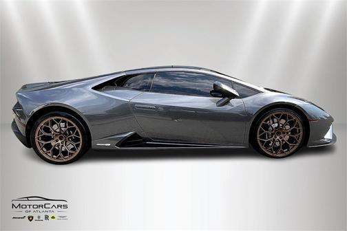 2022 Lamborghini Huracan EVO Coupe RWD