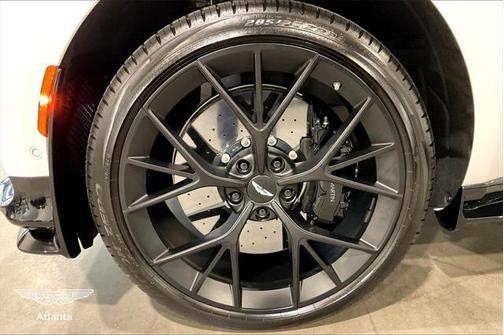 2025 Aston Martin DBX 707