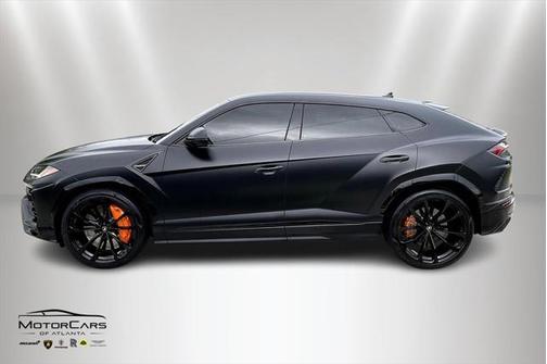 2021 Lamborghini Urus Graphite Capsule