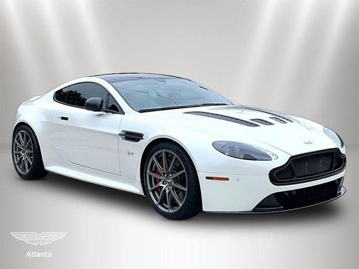 Morning Frost White 2016 Aston Martin V12 Vantage S Base