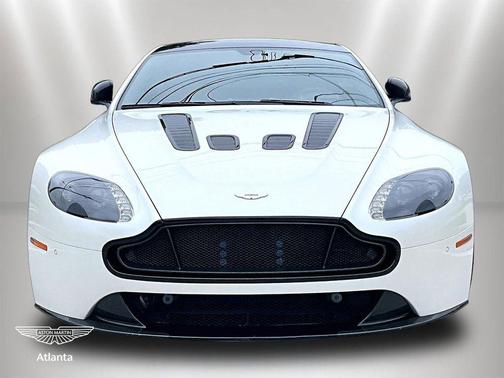 Morning Frost White 2016 Aston Martin V12 Vantage S Base