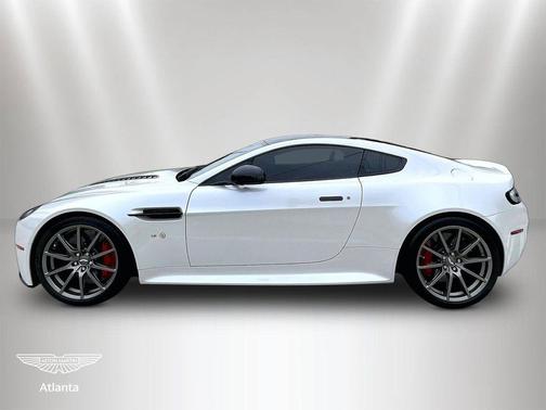 Morning Frost White 2016 Aston Martin V12 Vantage S Base