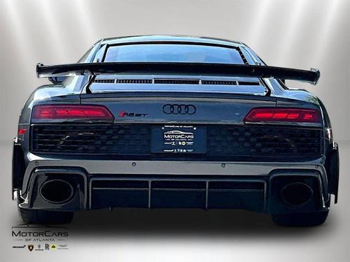 Daytona Gray Pearl Effect 2023 Audi R8 V10 GT RWD S tronic
